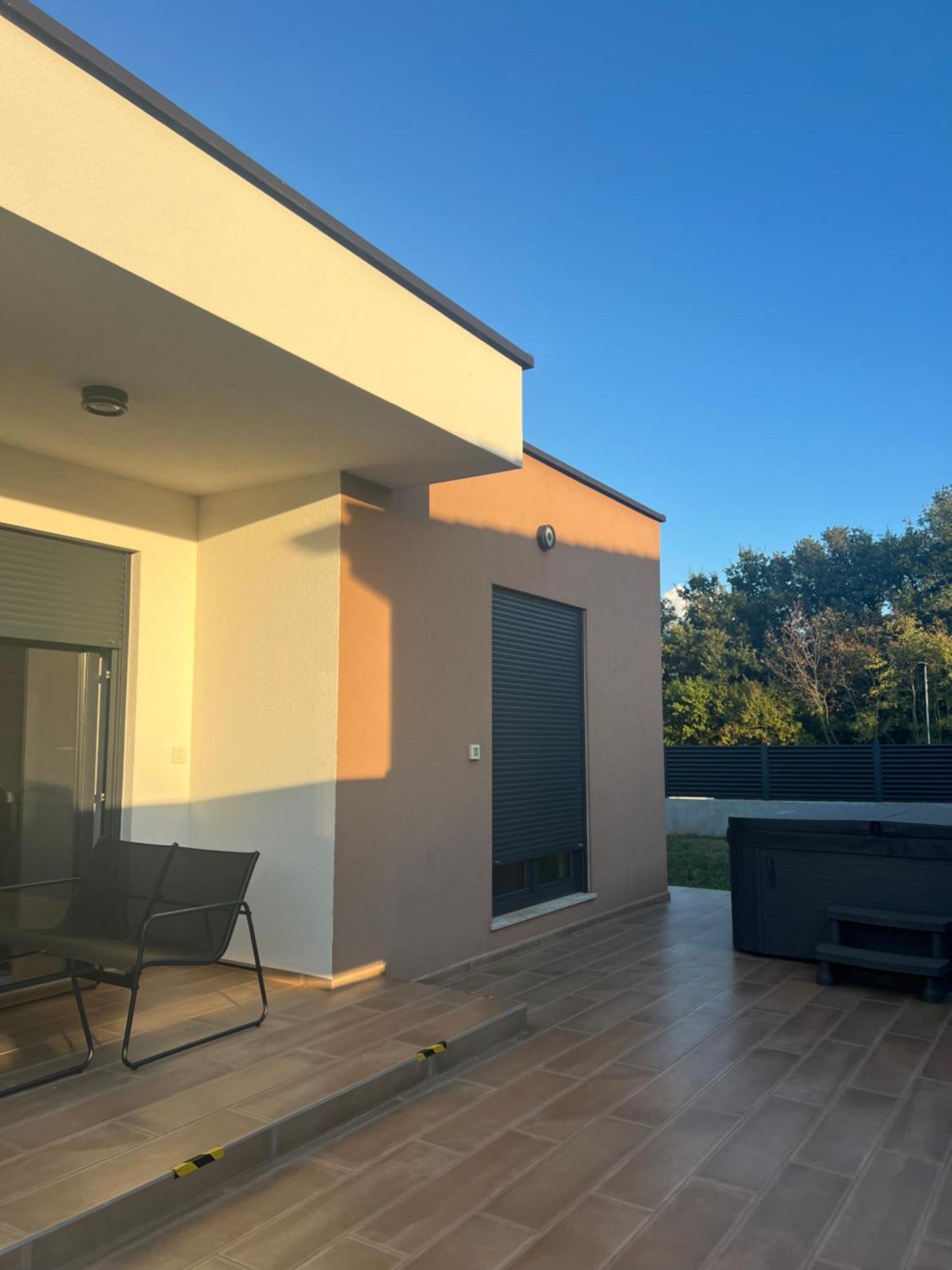 Modern Home Ula Brtonigla Exteriér fotografie